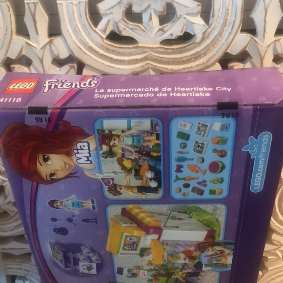 LEGO Friends Heartlake Supermarket 41118 Mia and Daniel Building Toy - Picture 13 of 17